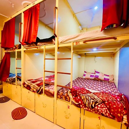 Namo Guest House Only For Indians Varanasi Esterno foto