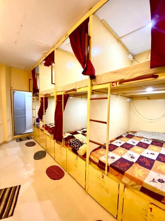 Namo Guest House Only For Indians Varanasi Esterno foto