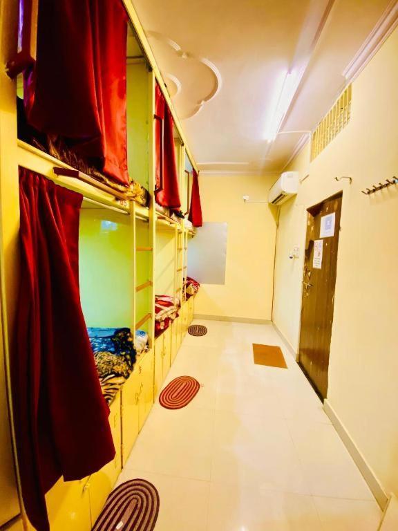 Namo Guest House Only For Indians Varanasi Esterno foto